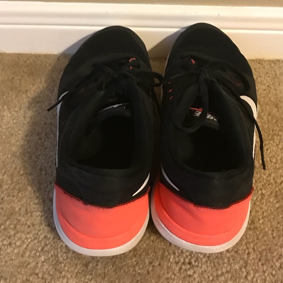 Nike Women’s Running Shoes - Picture 2 of 4